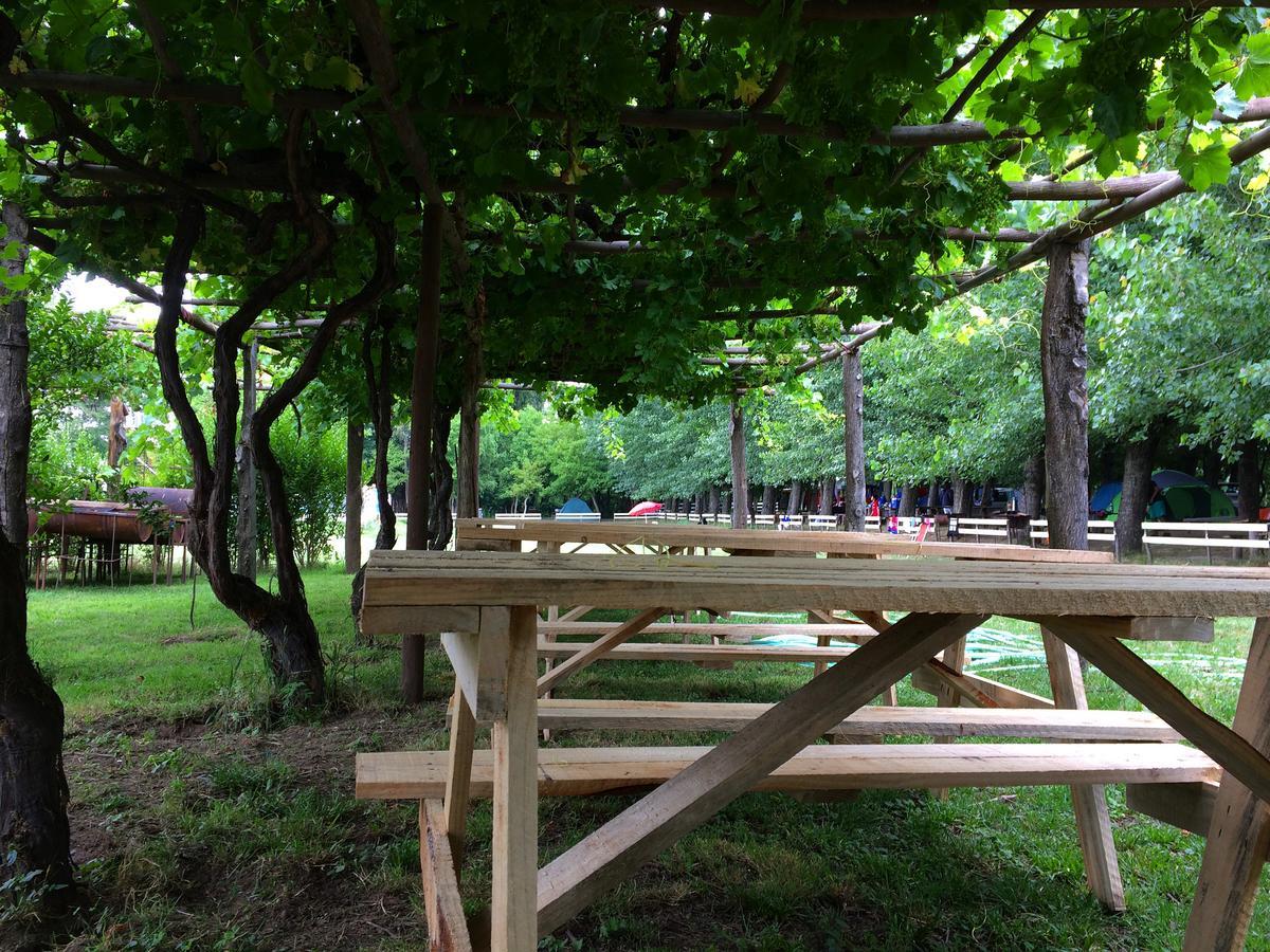Camping & Hospedaje Rio Laja El Manzano  Zewnętrze zdjęcie